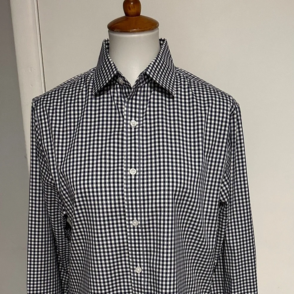 J Crew Classic‎ Plaid Shirt - Size S.